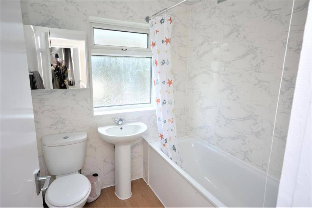 4 Bedroom House In East Londres
