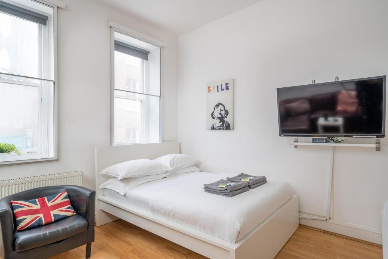 Soho Sleeps 4, Covent Garden & Leicester Square Leilighet London