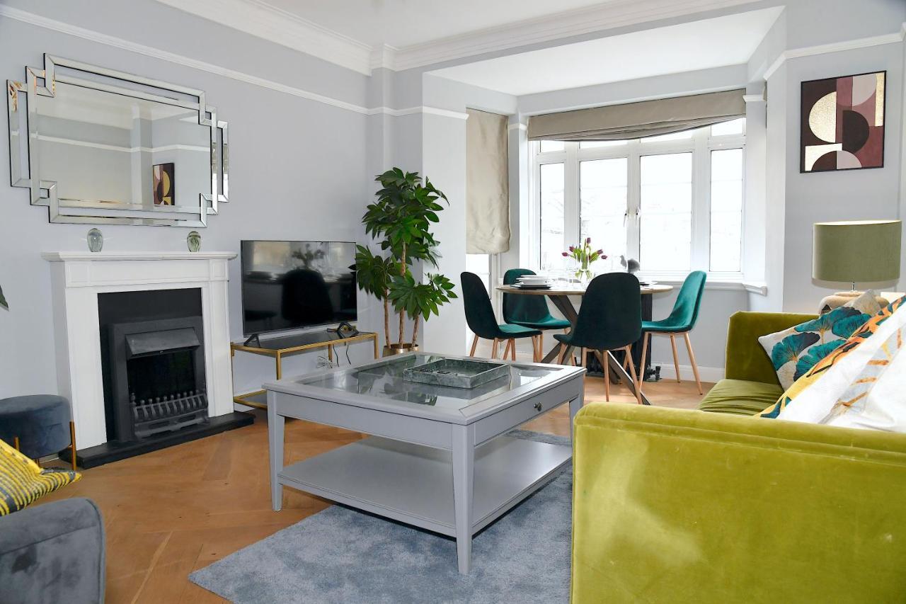 Stunning 2 Bed Art Deco In Earl's Ct By Jen's Homes 4 * Londen