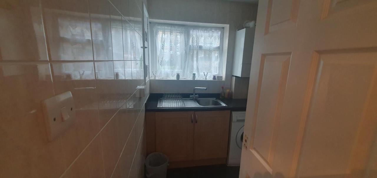 Kfot Cosy Studio Flat, Stockwell * London
