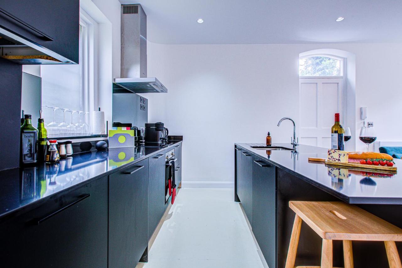 Leilighet Charming 1br In A Gated Complex And A Short Walk From Queens Park Tube *