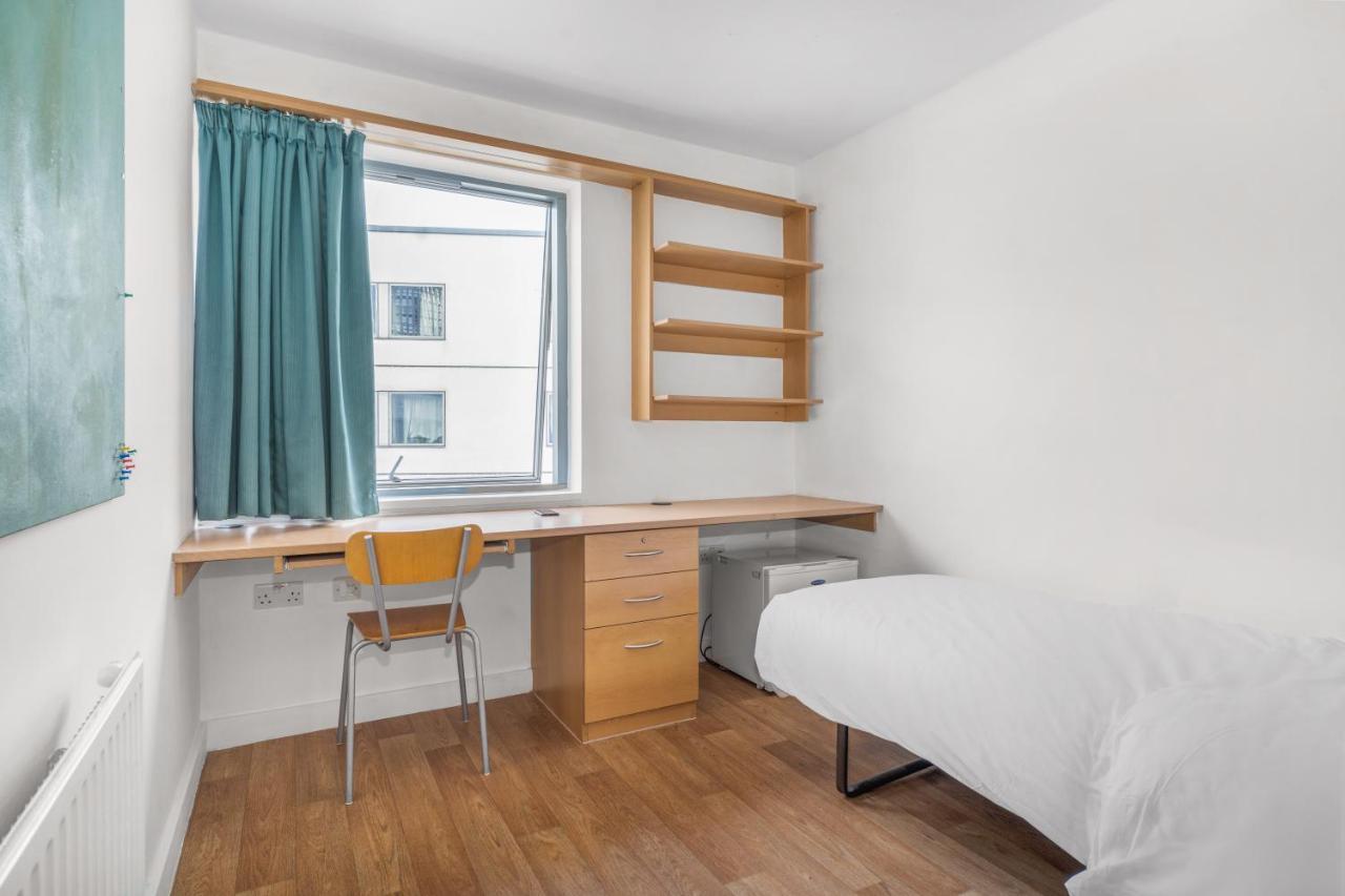 Hostel Friendship House London