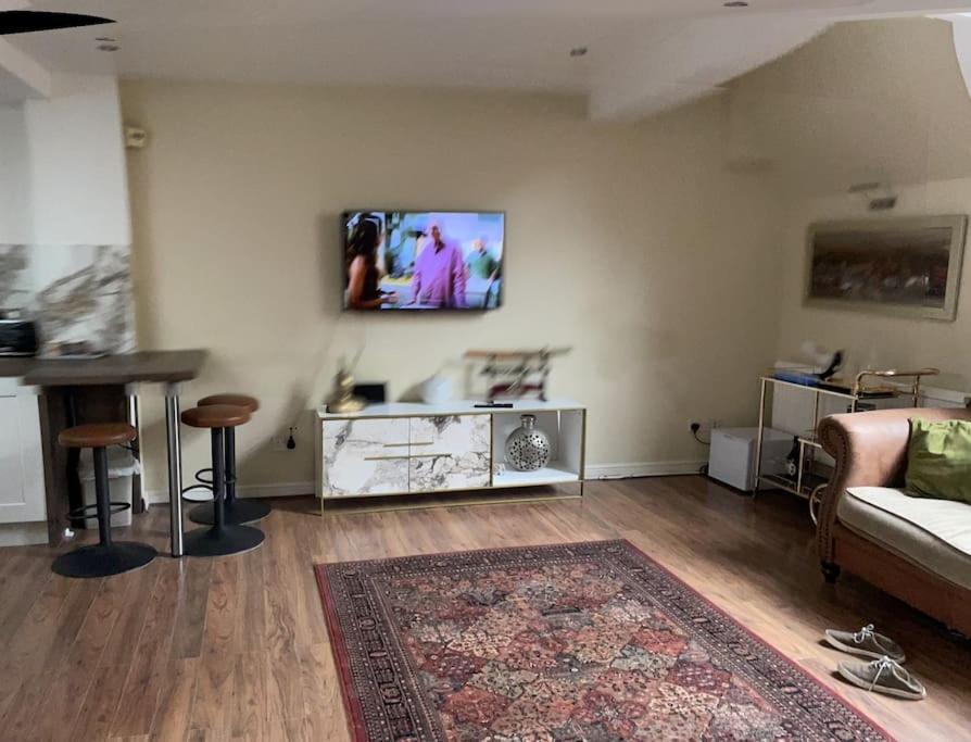 Leilighet Cosy And Stylish 1bd-limehouse London