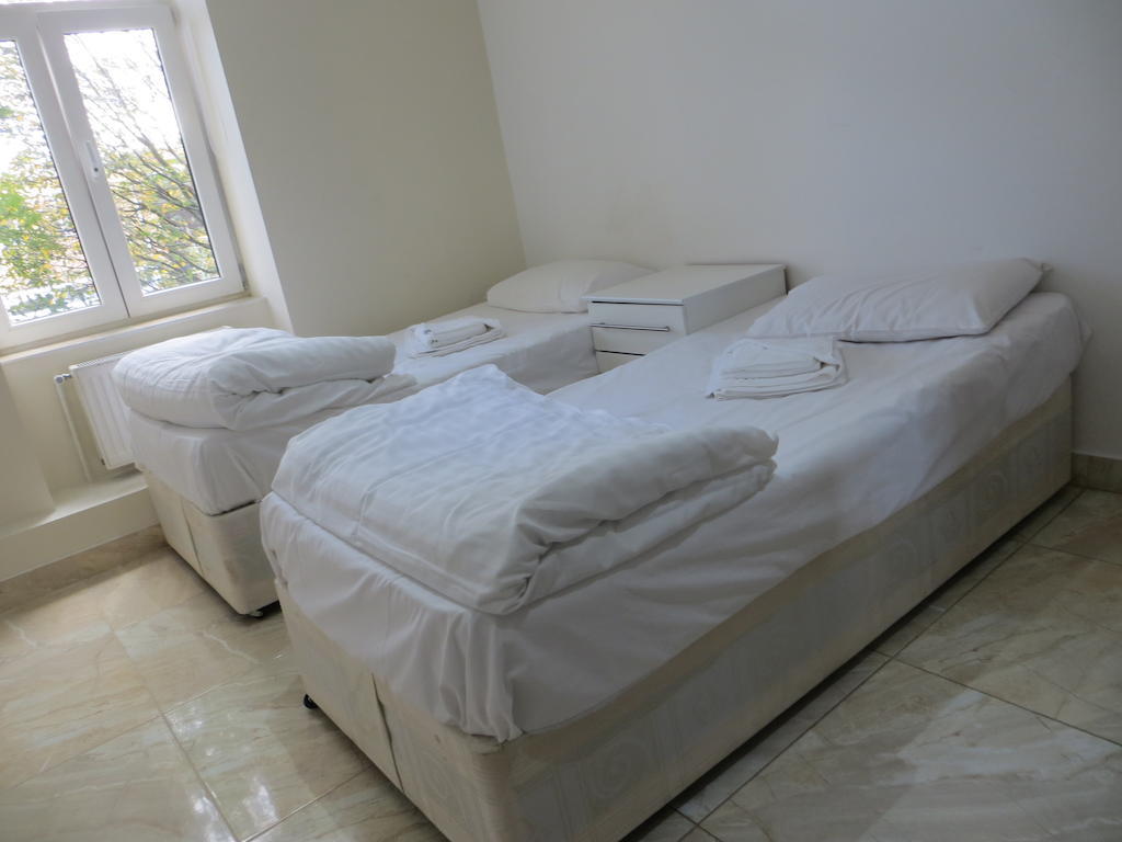 Abercorn House Hostal *