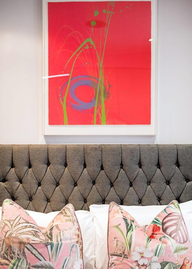 Apartment Modernized South Kensington