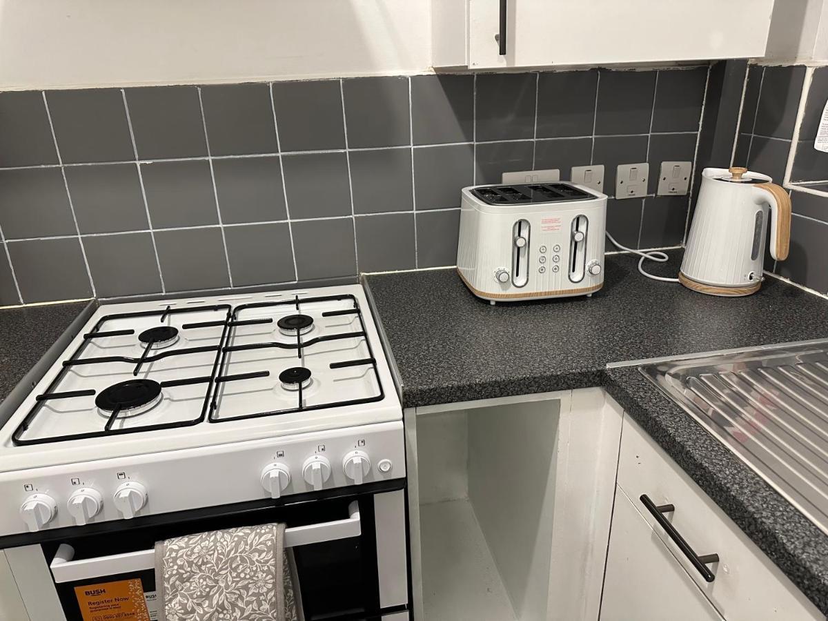 Lovely 2bedroom 4mins From Wimbledon Station Appartement *