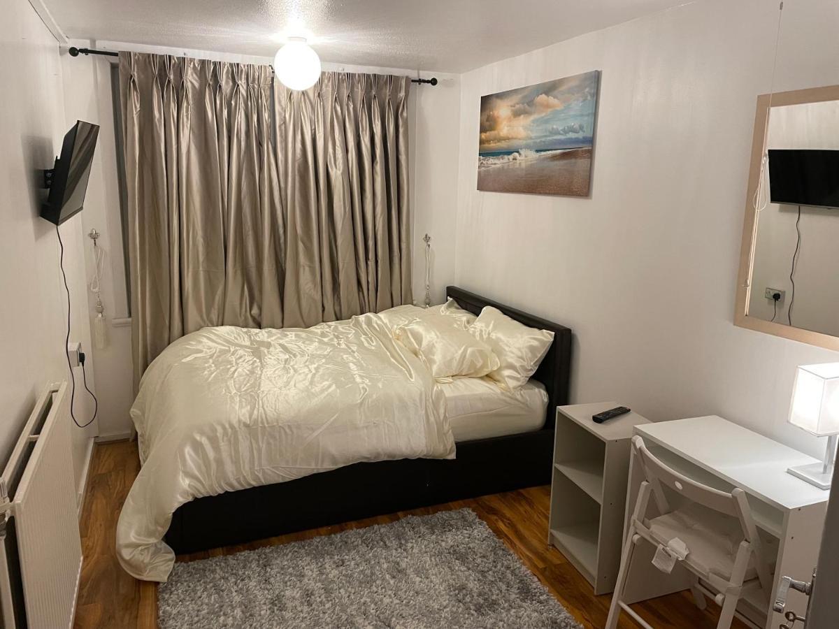 Two Bedroom Flat In Greenwich Near The 02 Apartment London