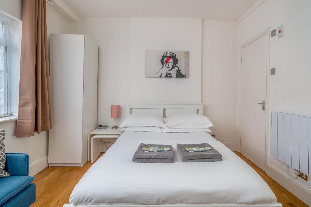 Private - Wardour Street - Berwick Street *