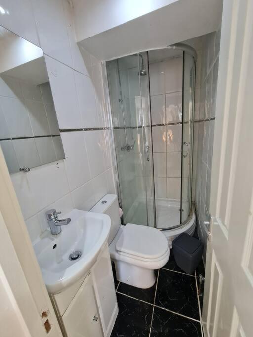 Apartment Elegant 2 Bed, 2 Bath