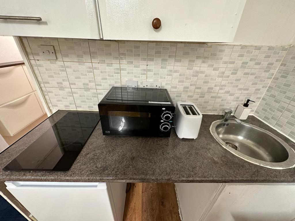 Apartment Premium Studio Flat 04 In Central *