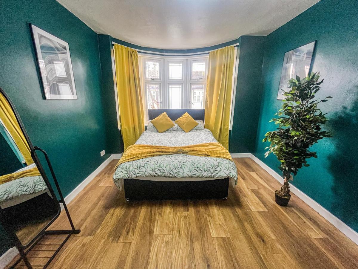 Swanky Townhouse In The Heart Of East Feriehus *