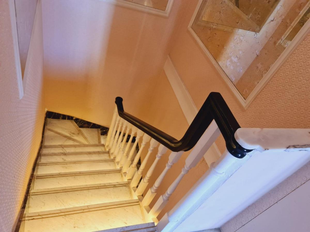 Flat 1, Charles Street Apartment London