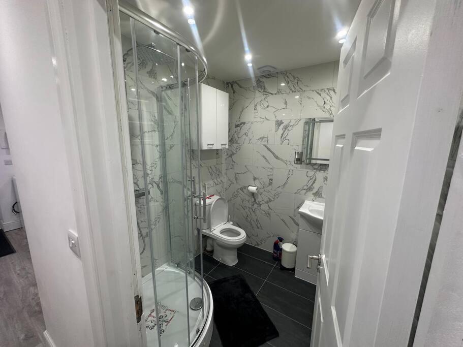2 Bedroom House,brownhillrd Se6 Holiday home