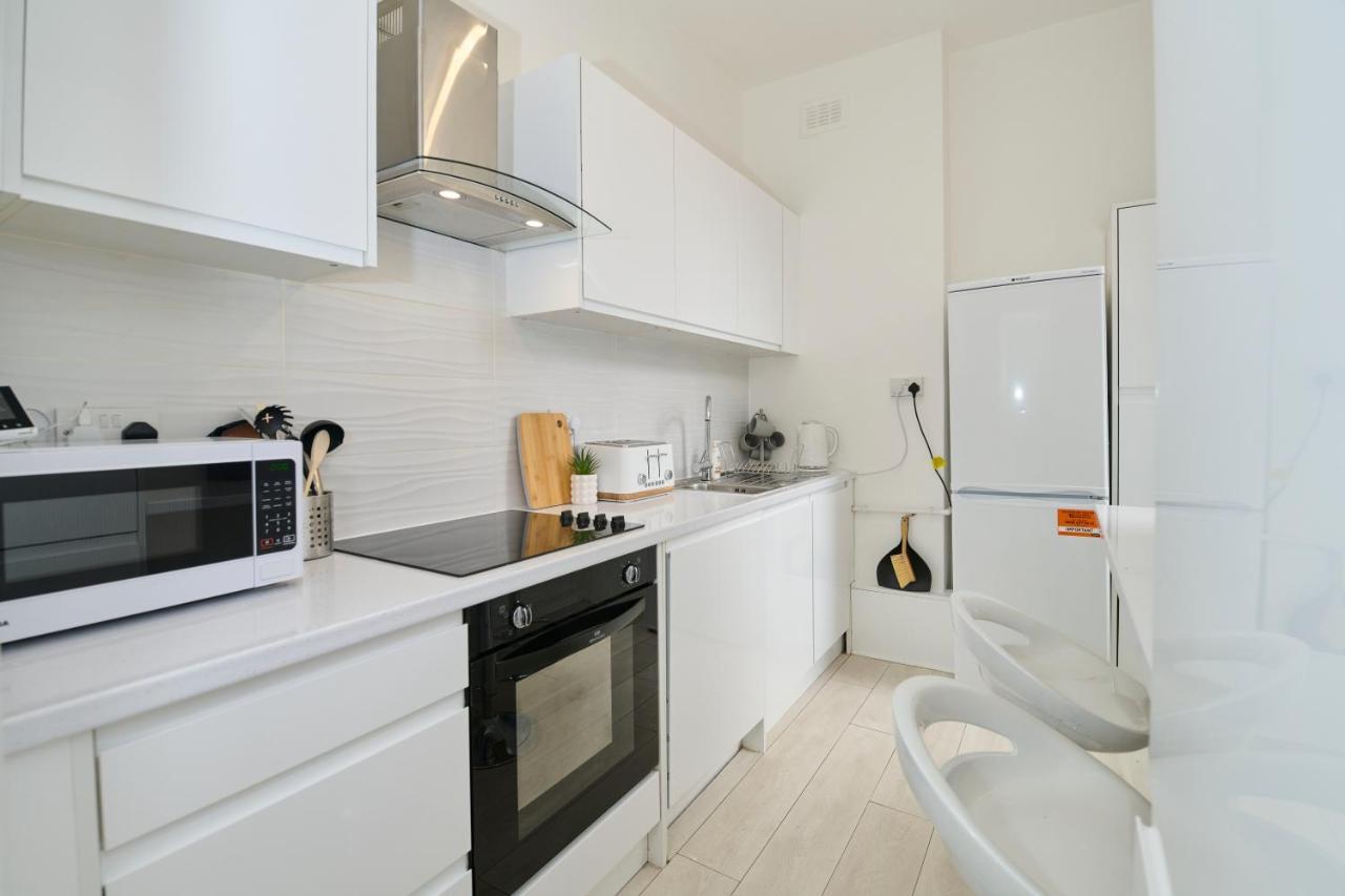 Apartment Fabulous 3 Bed Nw With Private Garden London