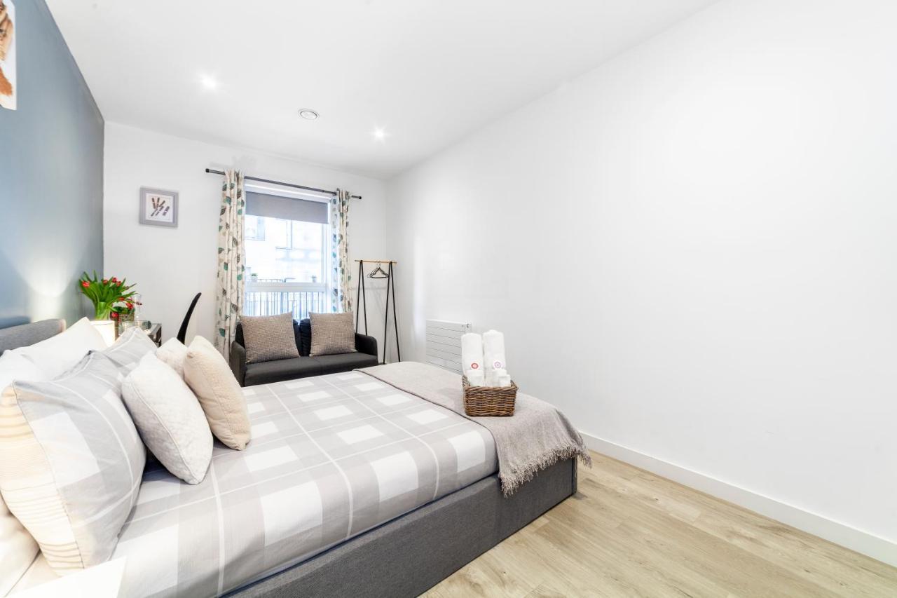 Private Double Bd With Optional Balcony, 15 Mins To Cc Homestay *