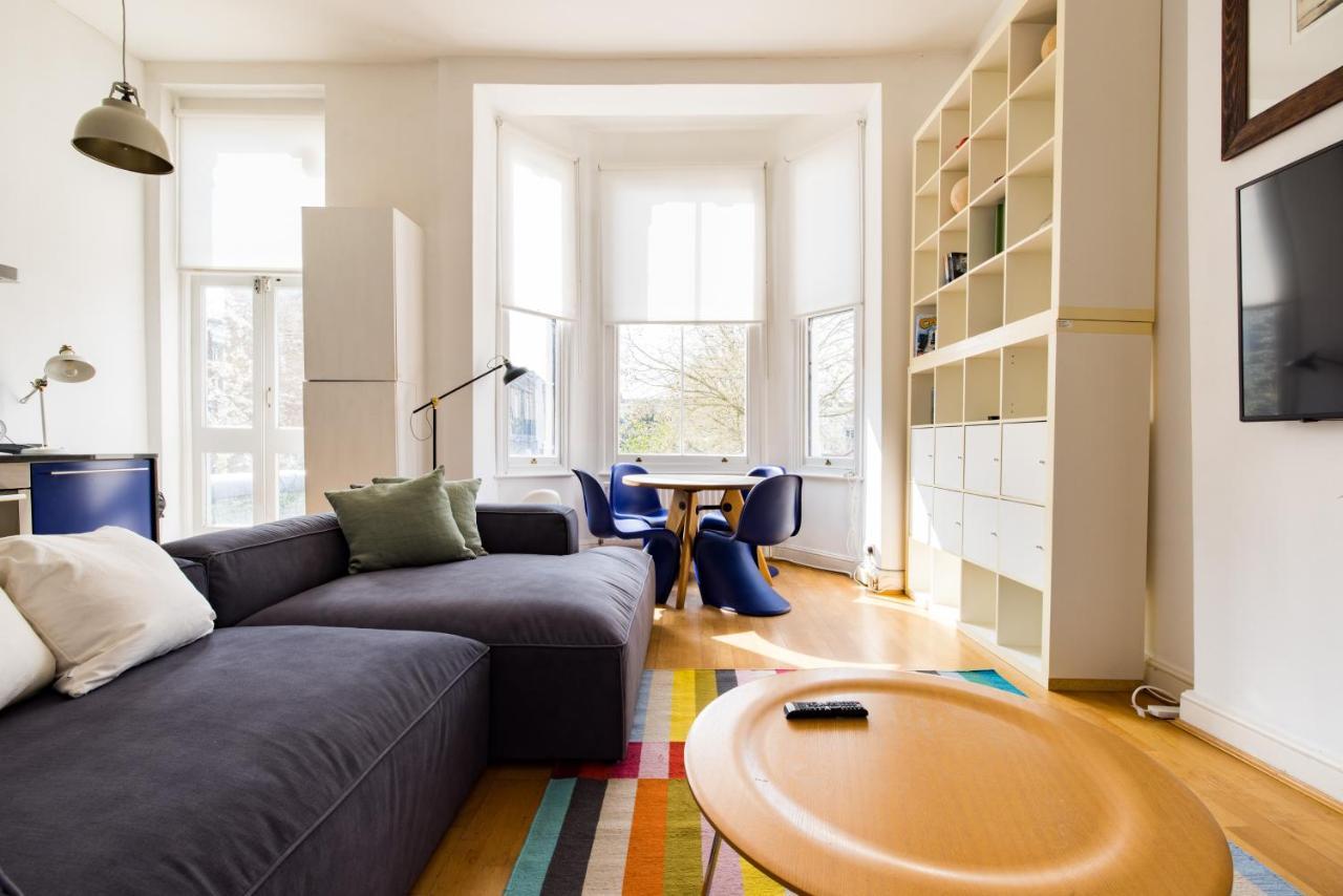 Stylish & Spacious Notting Hill Loft London