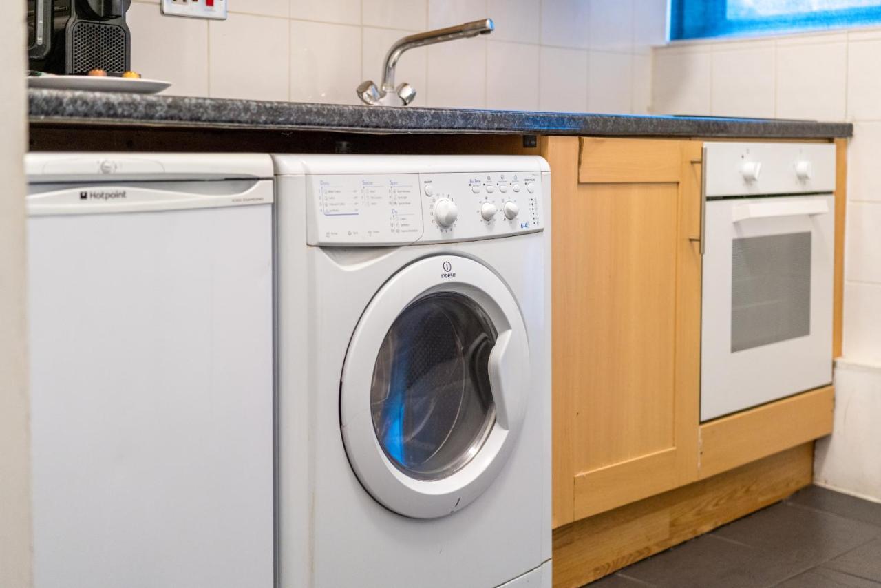 Soho Sleeps 4, Covent Garden & Leicester Square Leilighet *