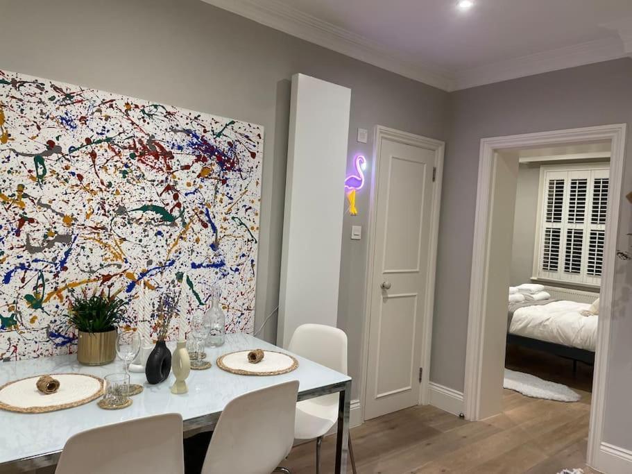 Stunning South Kensington Flat *