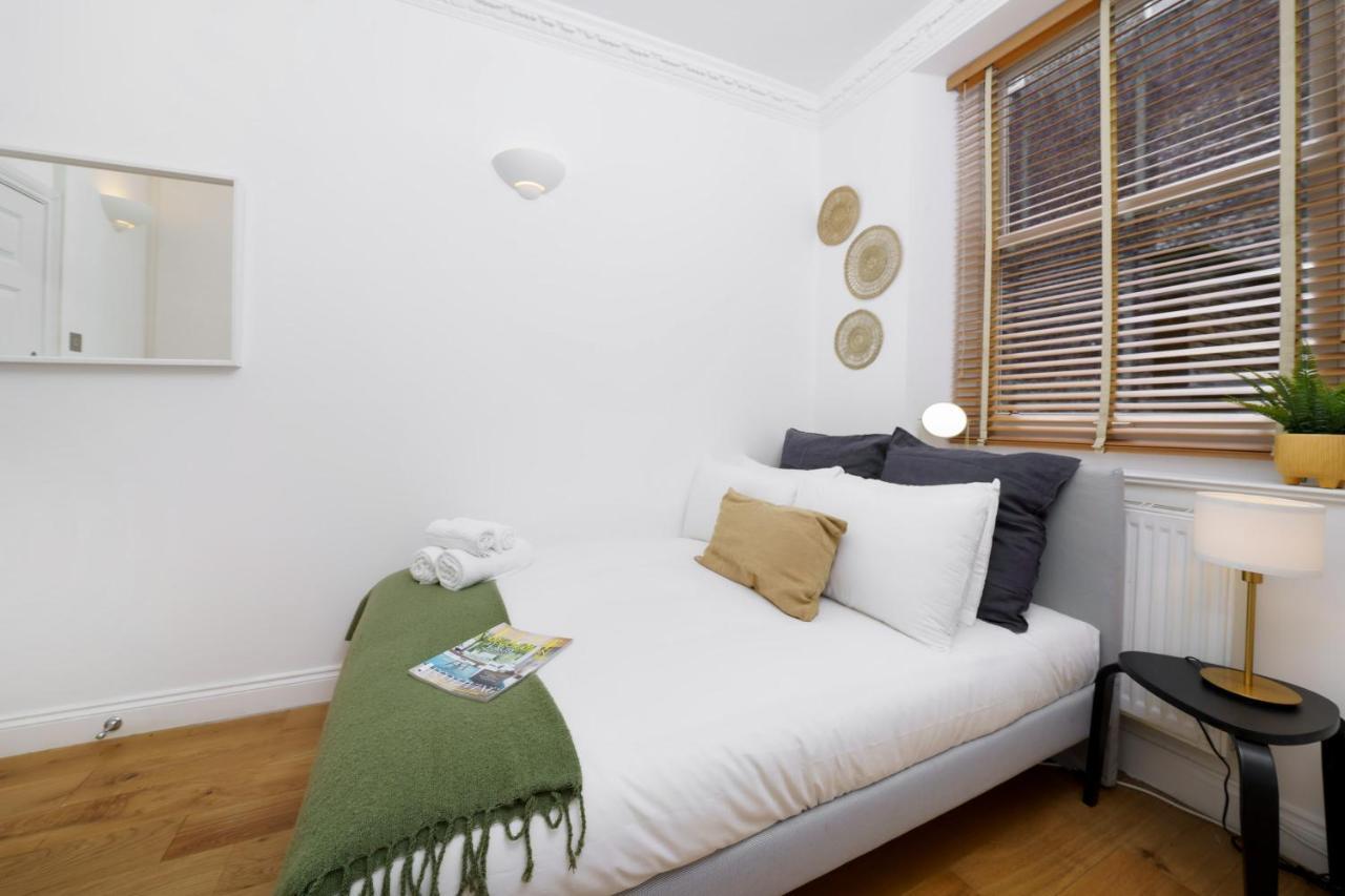 Apartment 2 Bedr, 3 Beds, 1 Bath Thames, Trafalgar Sq London