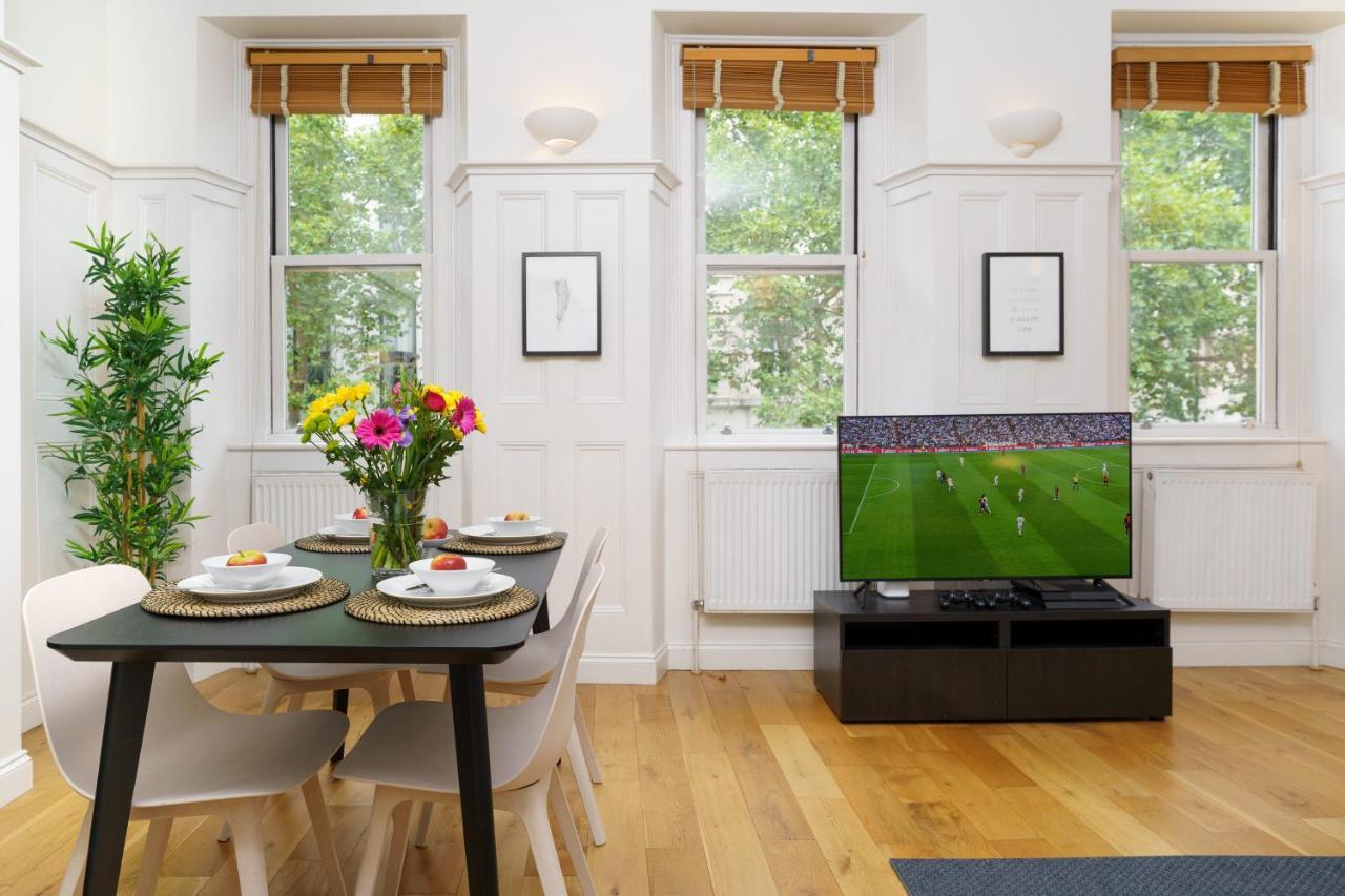 Leilighet 2 Bedr, 3 Beds, 1 Bath Thames, Trafalgar Sq *