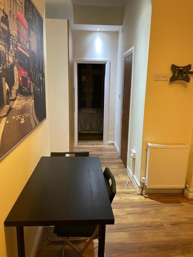 Anazing Studios 2 - North East London - Chingford * Londen
