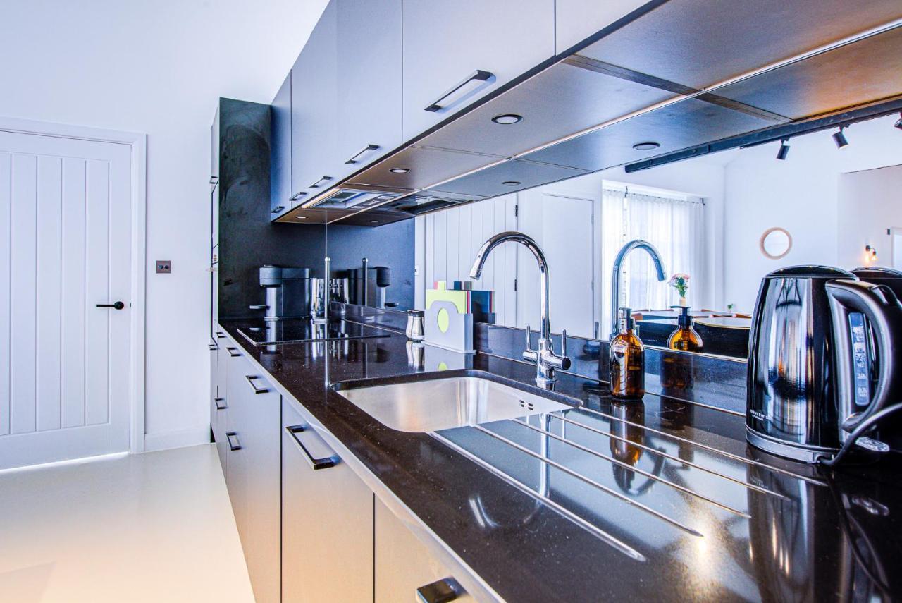 Stunning Penthouse Close To Queen's Park - Mega Fast Internet Londen