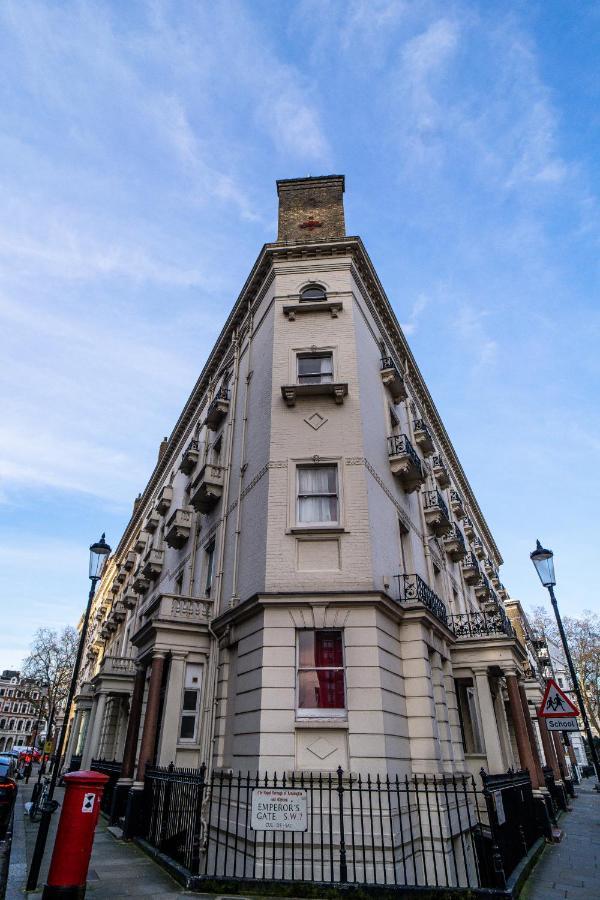 Belvedere House *