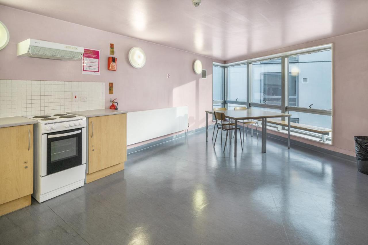 Hostel Friendship House London