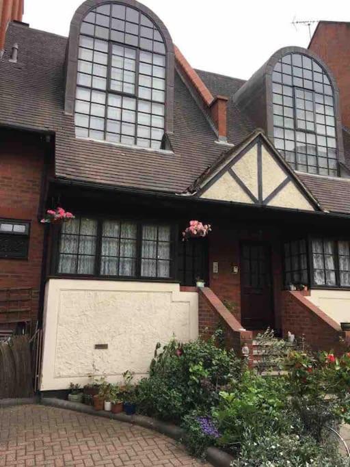 Cosy And Stylish 1bd-limehouse