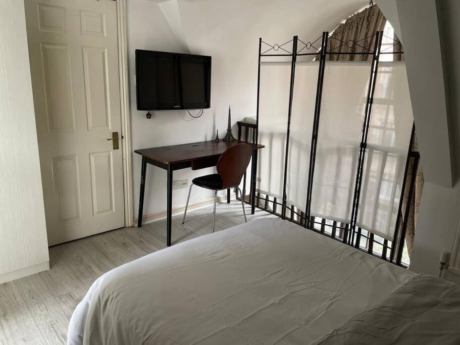 Cosy And Stylish 1bd-limehouse