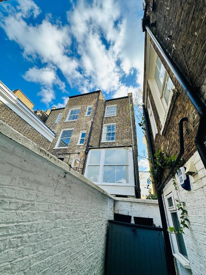 1 Notting Hill Portobello Road Amazing Location! * Londen