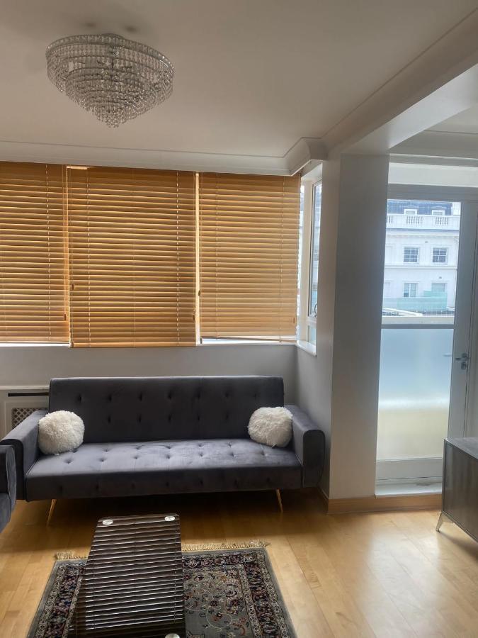 Leilighet Cozy Two Bedroom Flat In The Heart Of