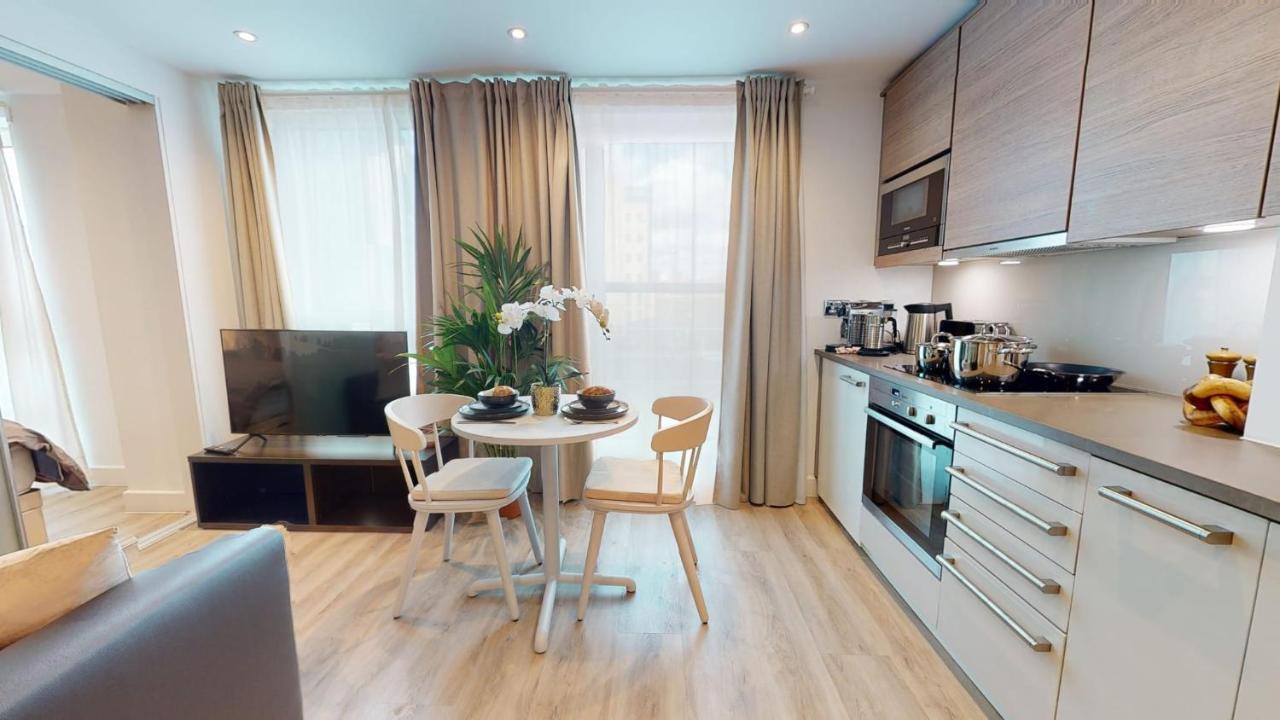 Executive Luxury One Bedroom In Vauxhall Londen