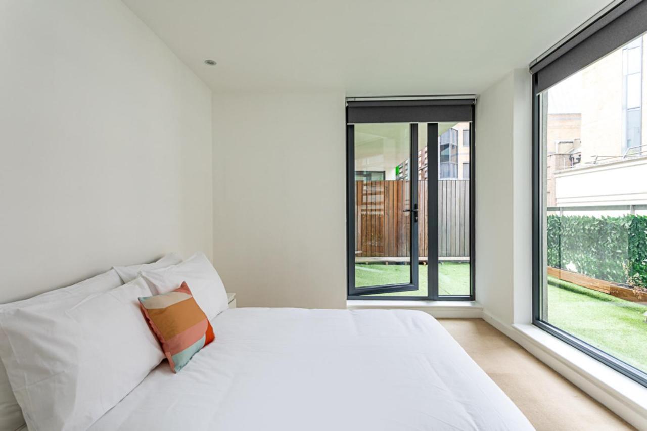 Tower Hill Iii Apartment *