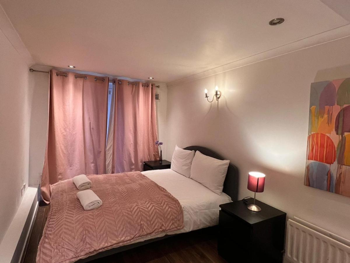 Apartment Entire 2-bedroom Flat In Camden
