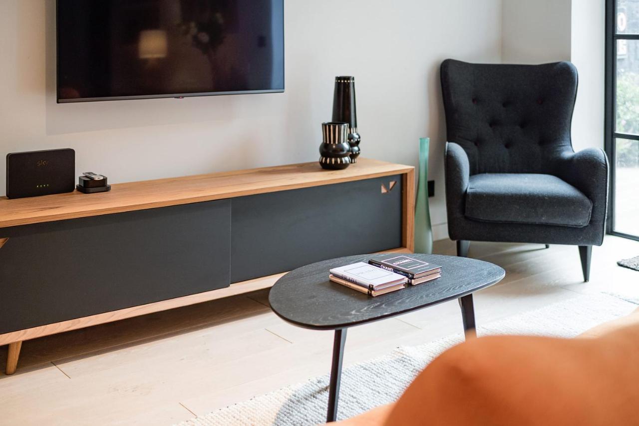 Notting Hill Playhouse Apartment London