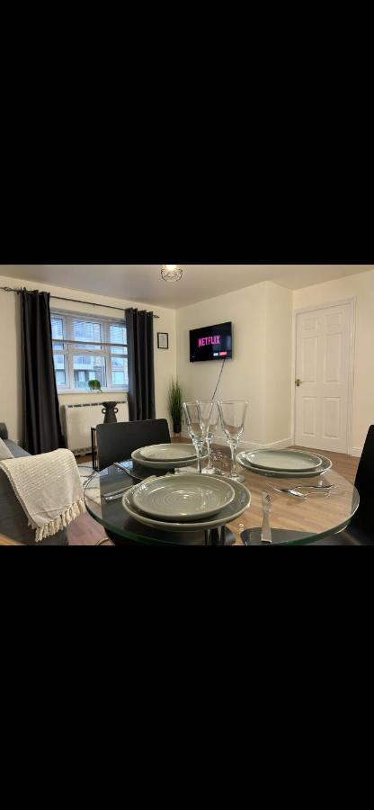 Appartement Real Lush Properties-1 Bed Greenwich Apartment, London, Sleeps 6 Londen