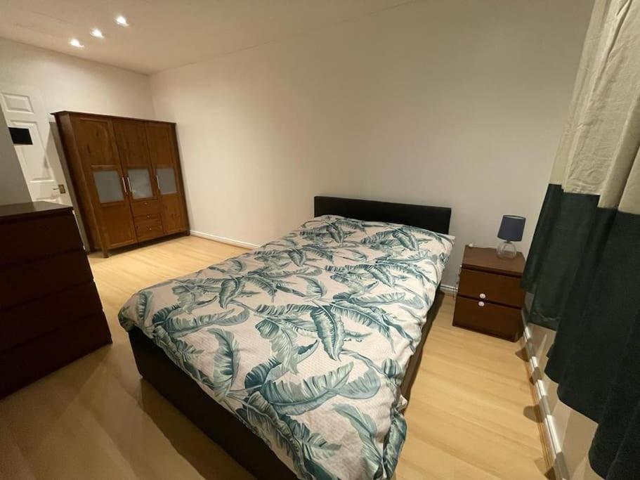Apartamento Beautiful 2 Bedroom Flat In London! Near Excel O2 Arena And Central! With Garden