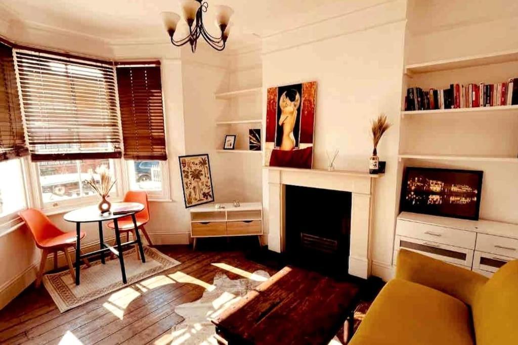 1 Bedroom Flat Garden In Clapham Appartement Londen