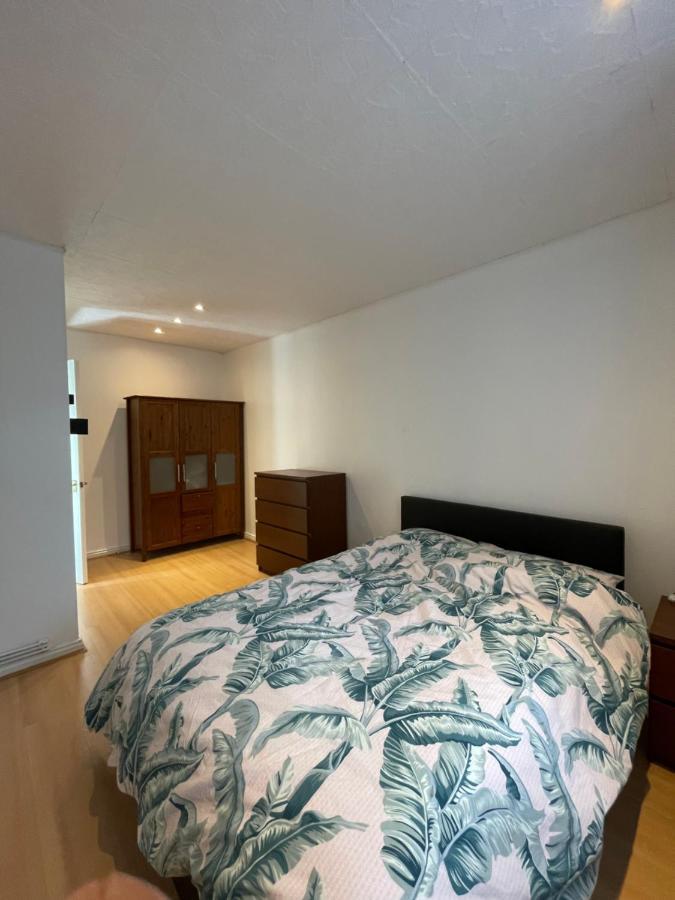 Beautiful 2 Bedroom Flat In London! Near Excel O2 Arena And Central! With Garden Apartamento Londres
