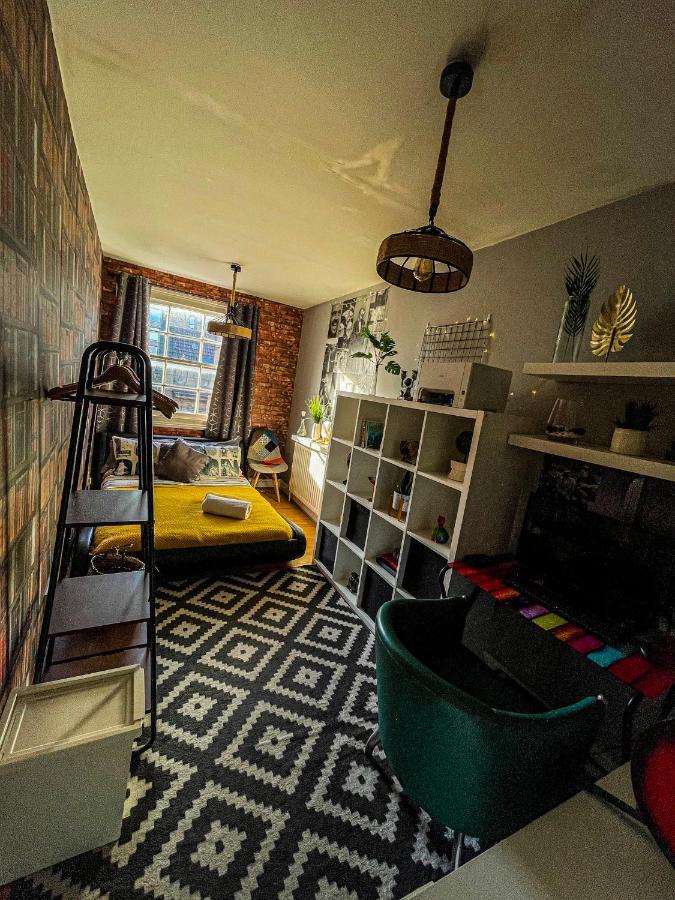 2 Bedroom Roof Terrace With Sauna Jakuzzi And Outdoor Cinema Leilighet