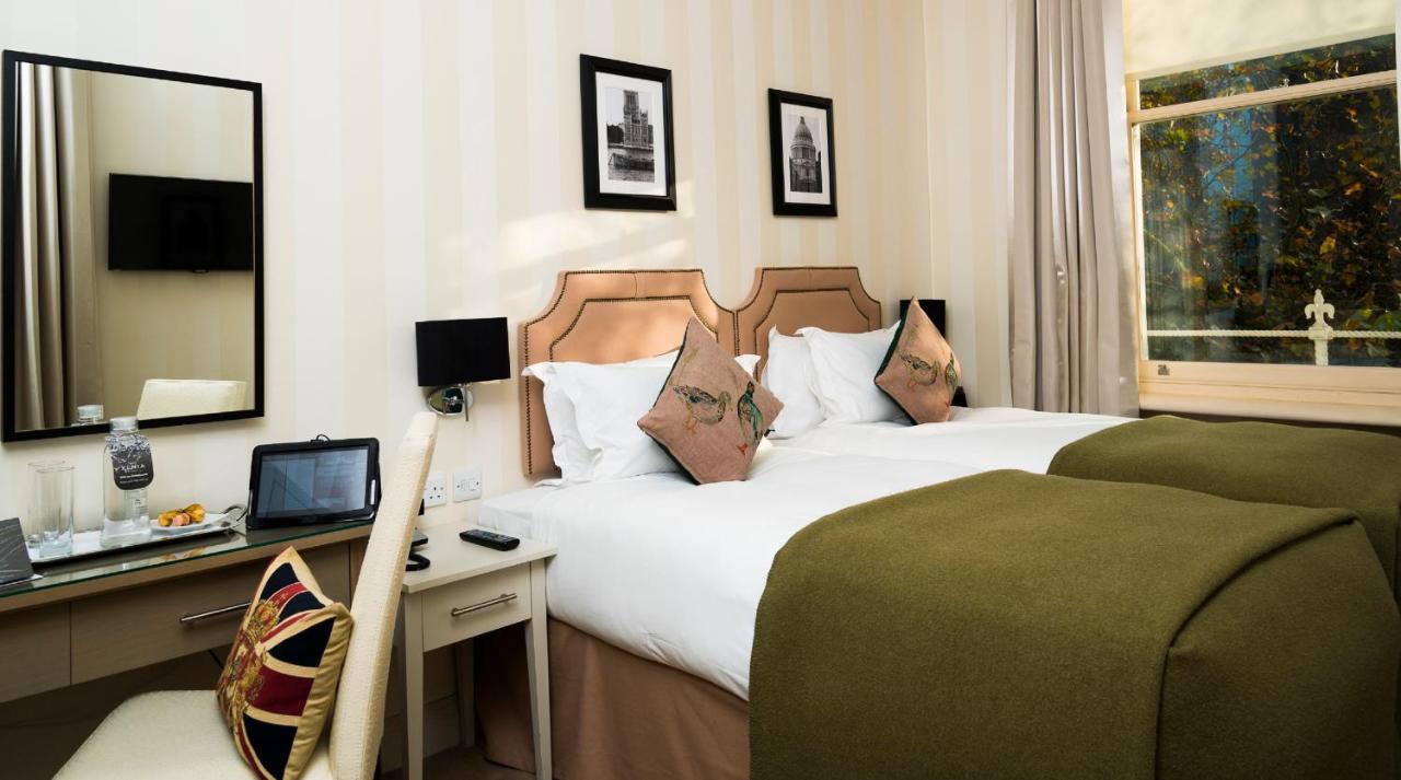 Xenia - Autograph Collection 4* London