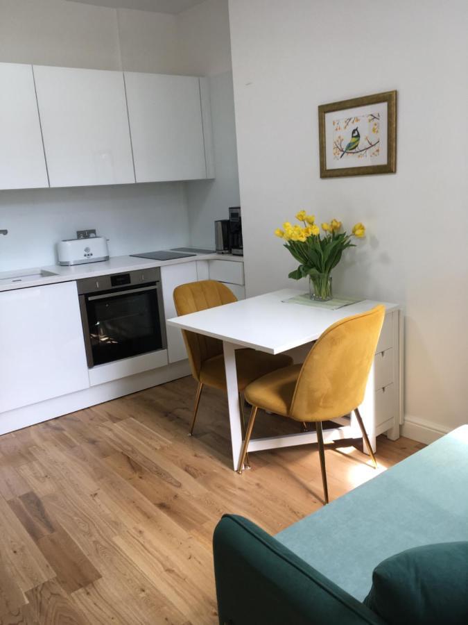 Newly Refurbished 2-bedroom Flat In Notting Hill Londen