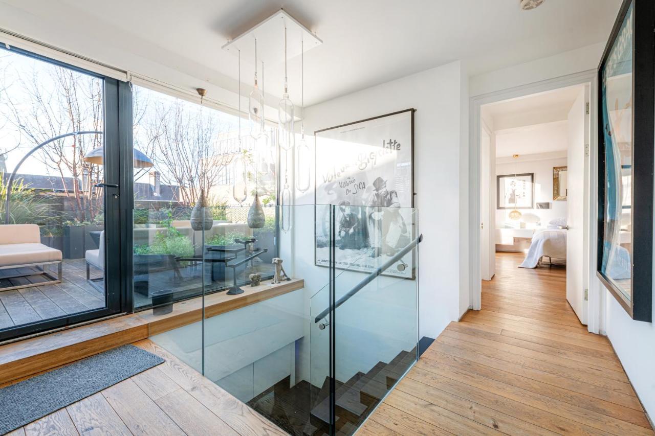 Stunning 3 Bedroom, 3 Bathroom Duplex With Terrace Leilighet London