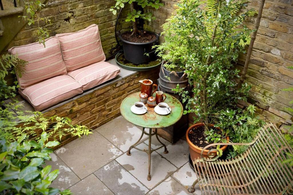 Kings Cross, Self-contained House & Private Garden *
