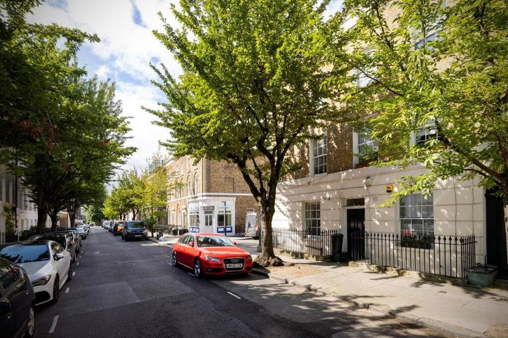 Holiday home Kings Cross, Self-contained House & Private Garden London