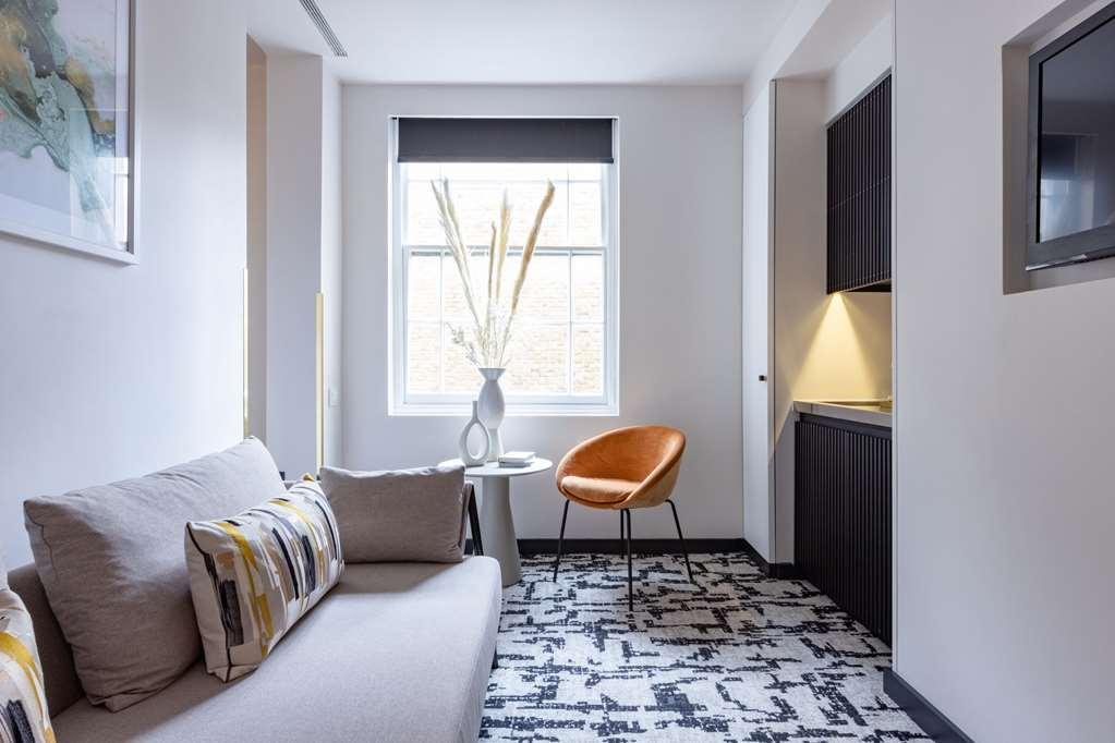 La West - Hyde Park Hotel 4*
