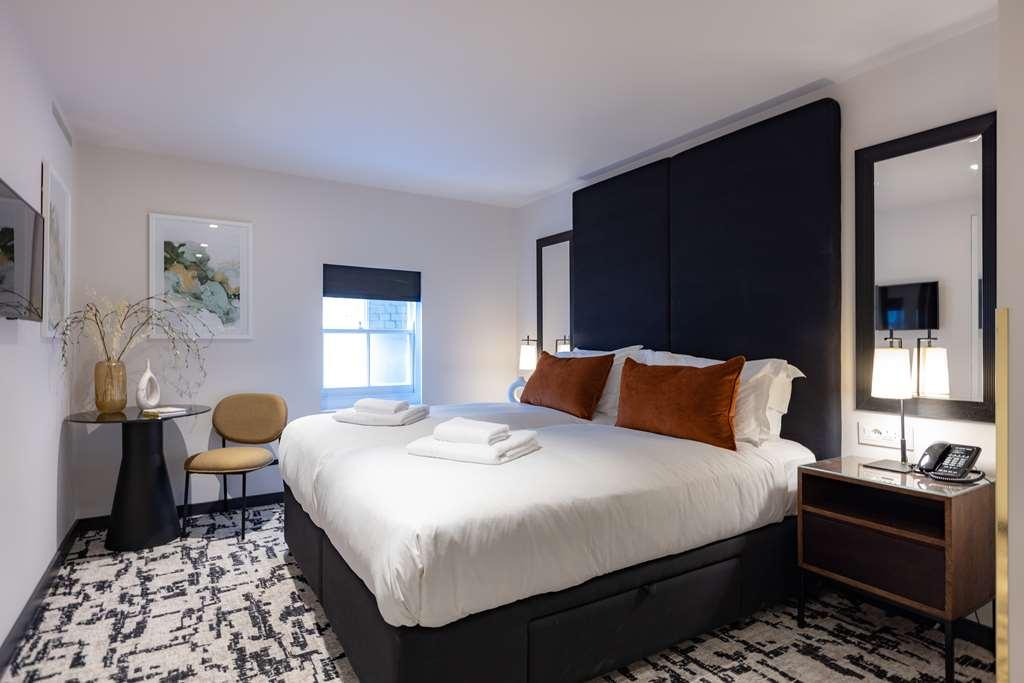 La West - Hyde Park Hotel 4*