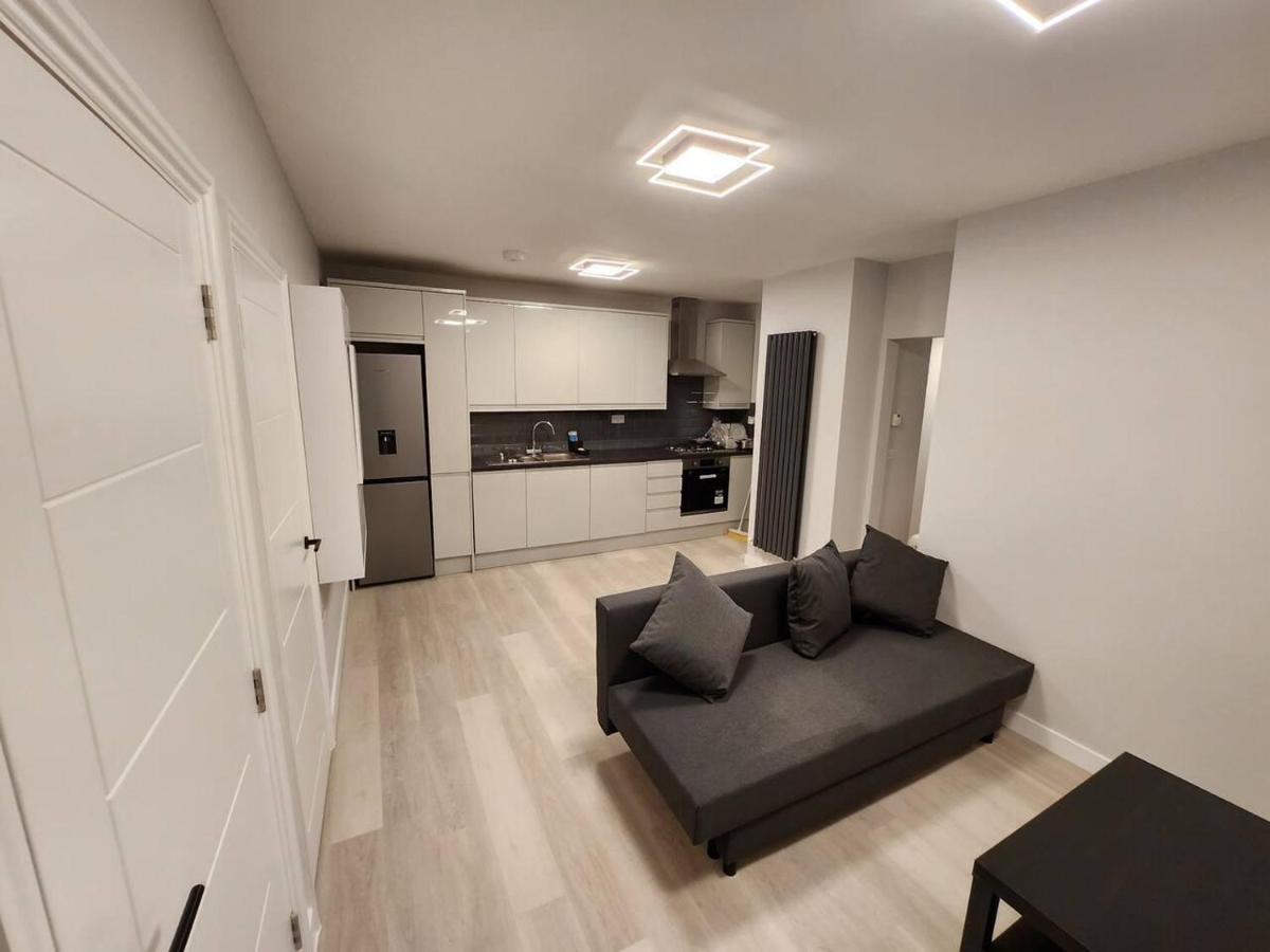 Beautiful 2-bed In - Sleeps 6!