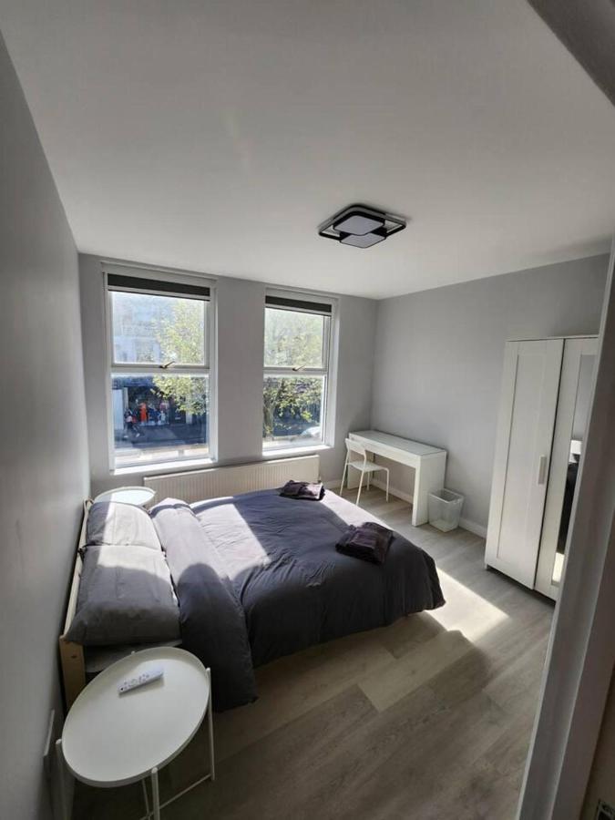 Apartment Beautiful 2-bed In - Sleeps 6! *